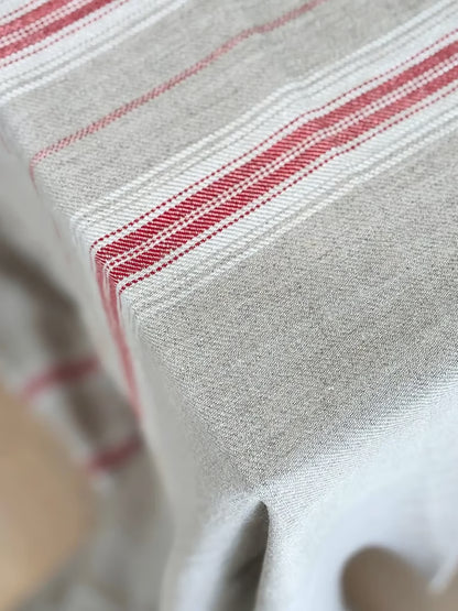 Linduk med rød stripe