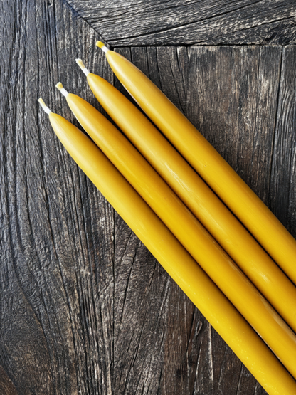 Kronelys av bivoks – 4 stk | Gull