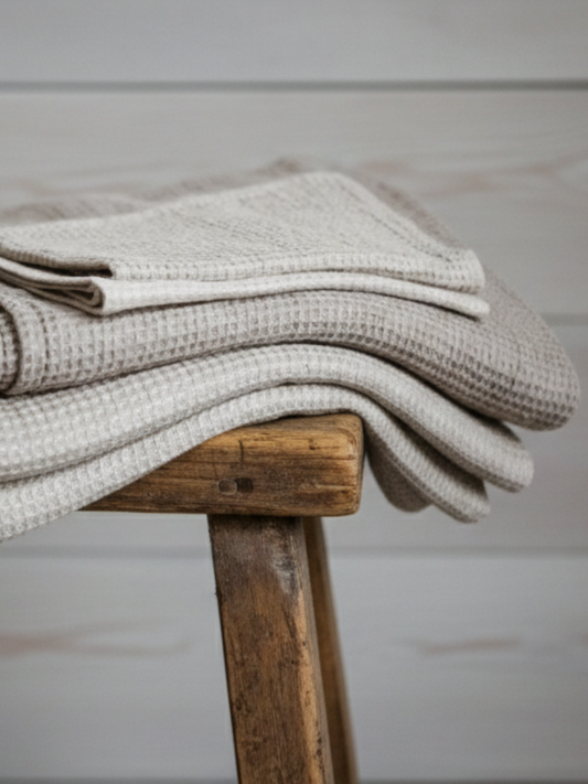 Stablede vaffelhåndklær i 100 % lin naturfarge