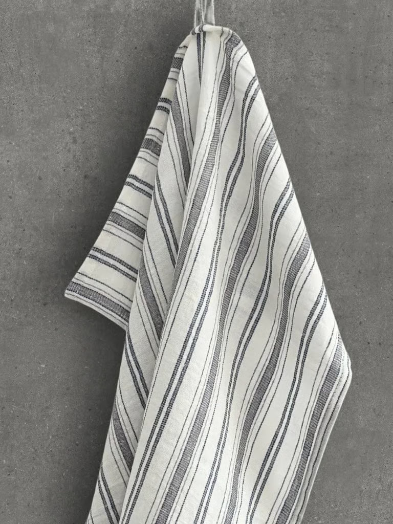 Hvitt kjøkkenhåndkle med striper